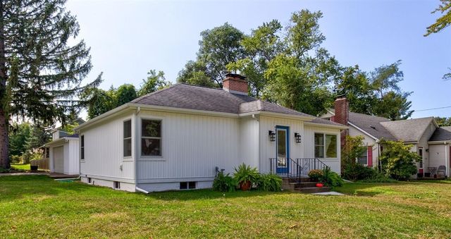 936 Superior Street, South Haven, MI 49090