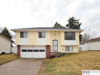 421 Sante Fe Trail, Lincoln, NE 68521