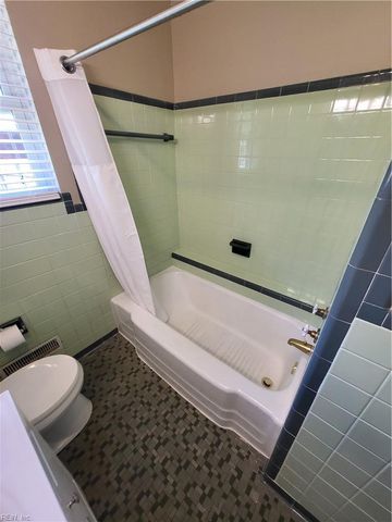 1653 Sheppard AVE, Norfolk, VA 23518
