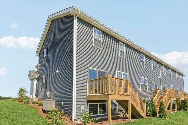 1704 Baler Avenue, Aurora, IL 60503