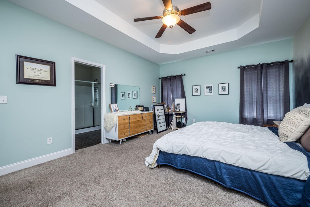 3920 HARPER FRANKLIN Avenue