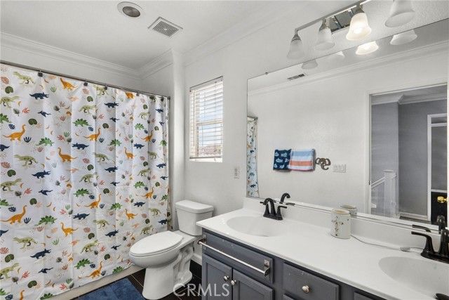 13204 Alta Vista Way, Sylmar (los Angeles), CA 91342