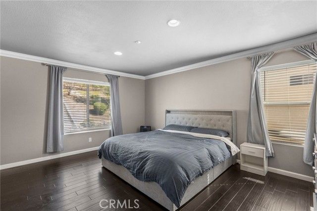 13204 Alta Vista Way, Sylmar (los Angeles), CA 91342