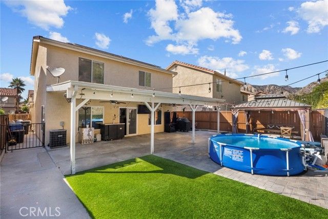 13204 Alta Vista Way, Sylmar (los Angeles), CA 91342