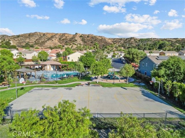 13204 Alta Vista Way, Sylmar (los Angeles), CA 91342