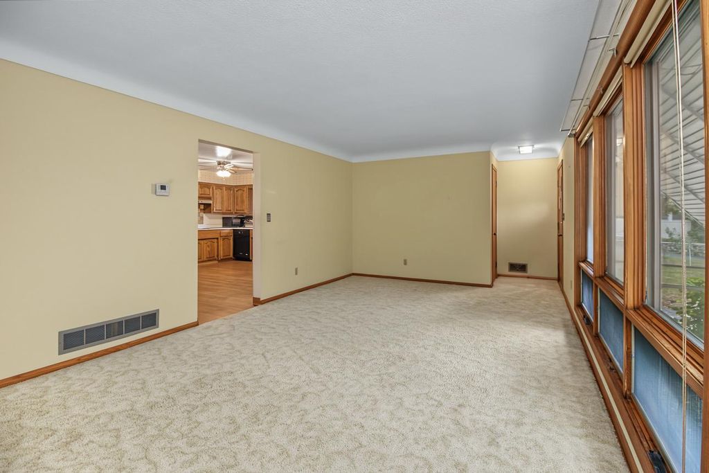 830 Pedersen Street, Saint Paul, MN 55119 — photo 3