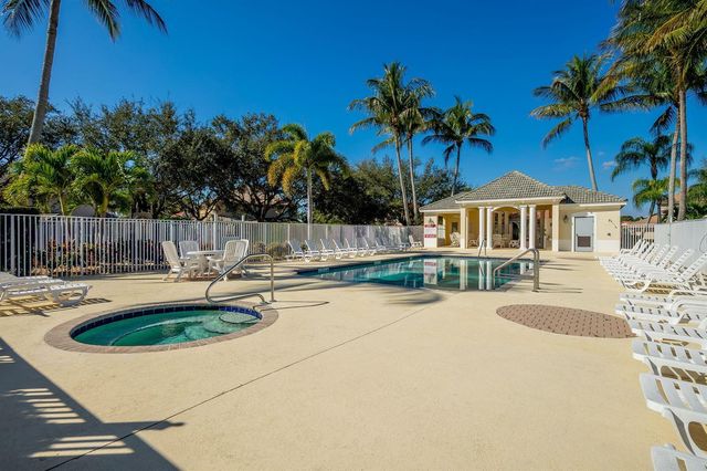 3887 Hamilton Key, West Palm Beach, FL 33411