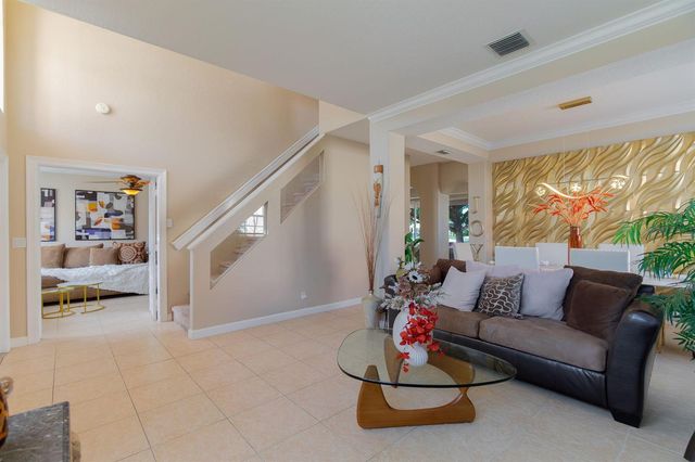 3887 Hamilton Key, West Palm Beach, FL 33411