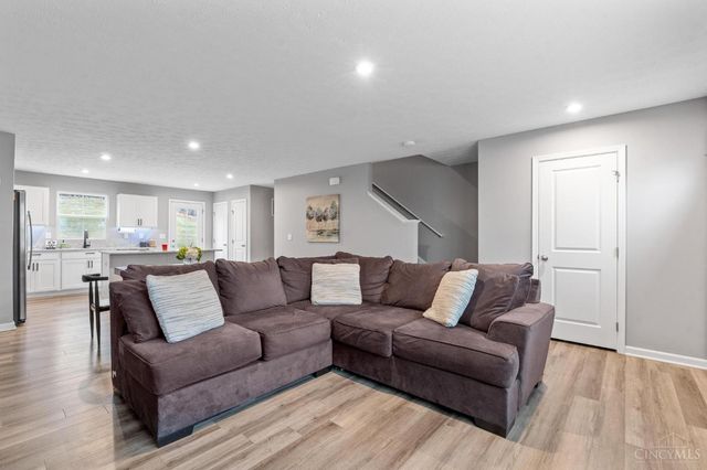 4698 Jessica Suzanne Drive, Morrow, OH 45152