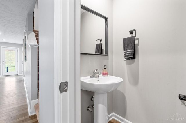 4698 Jessica Suzanne Drive, Morrow, OH 45152