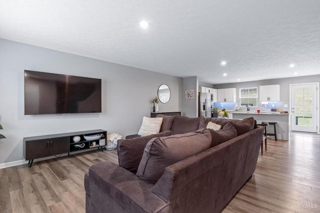 4698 Jessica Suzanne Drive, Morrow, OH 45152