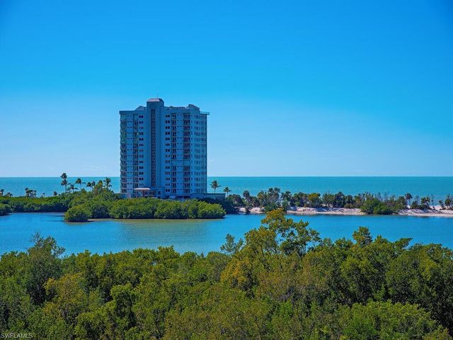 5501 Heron Point DR # 503, Naples, FL 34108