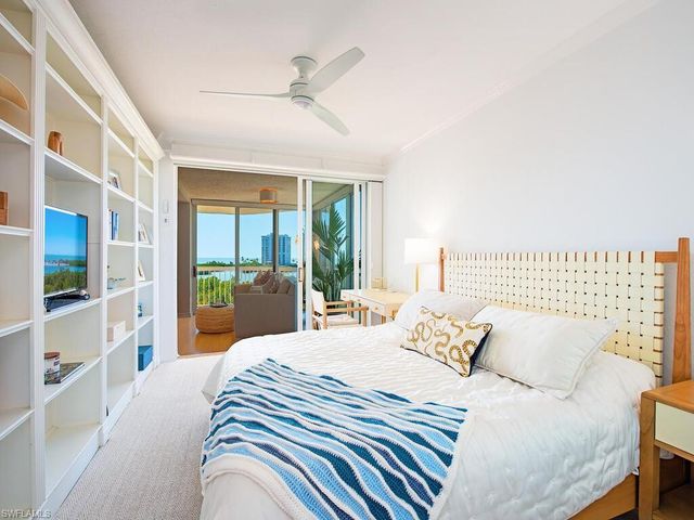 5501 Heron Point DR # 503, Naples, FL 34108