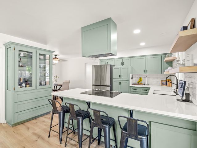 442 W Mesa Avenue, Fresno, CA 93704