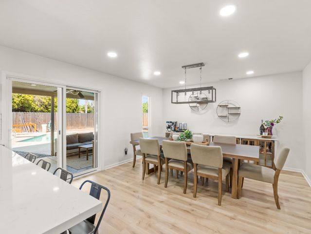 442 W Mesa Avenue, Fresno, CA 93704