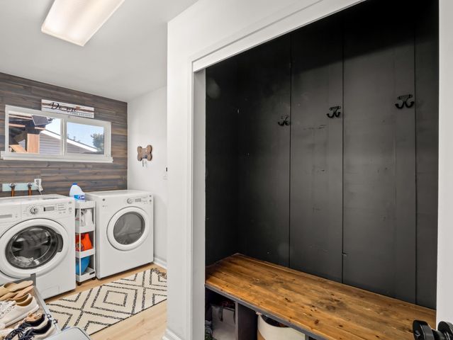 442 W Mesa Avenue, Fresno, CA 93704