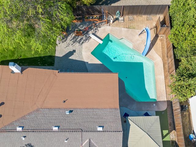 442 W Mesa Avenue, Fresno, CA 93704