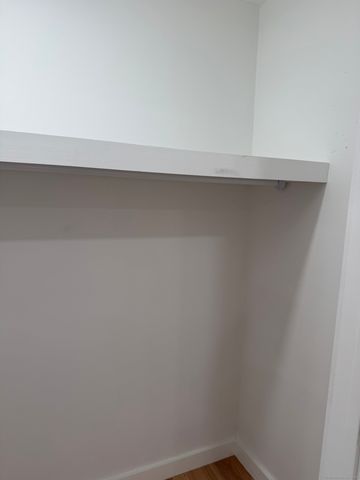 263 Hawley Avenue 3rd Floor, Bridgeport, CT 06606