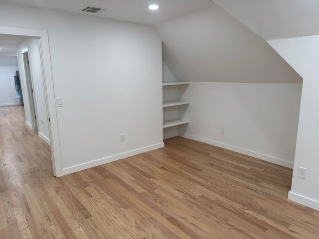 263 Hawley Avenue 3rd Floor, Bridgeport, CT 06606