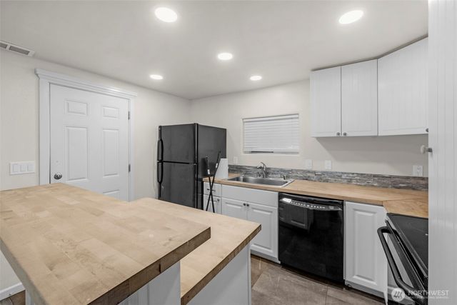 929 Pecks Drive, Everett, WA 98203