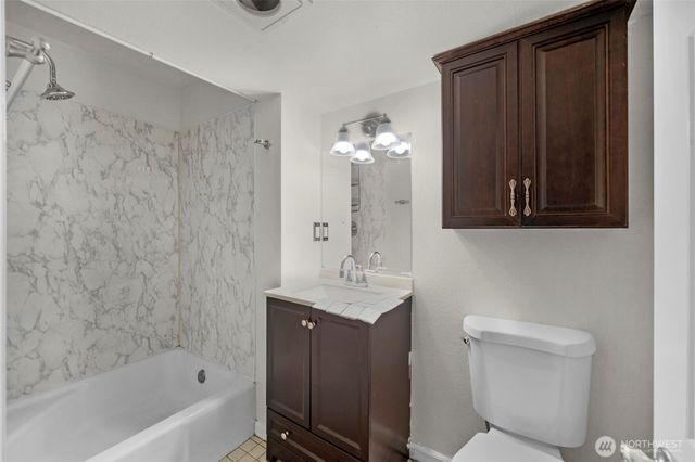 929 Pecks Drive, Everett, WA 98203