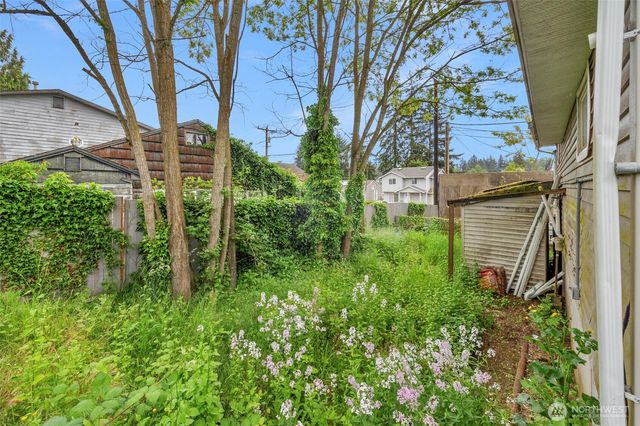 929 Pecks Drive, Everett, WA 98203