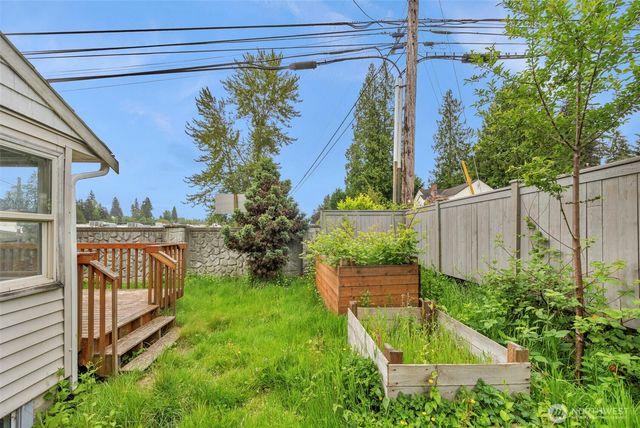 929 Pecks Drive, Everett, WA 98203
