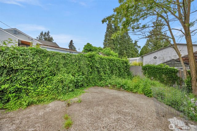 929 Pecks Drive, Everett, WA 98203