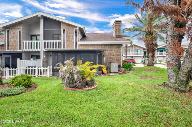 113 Lagoon Court, New Smyrna Beach, FL 32169