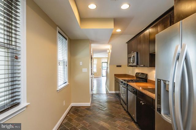 837 S MONTFORD AVE S, Baltimore, MD 21224