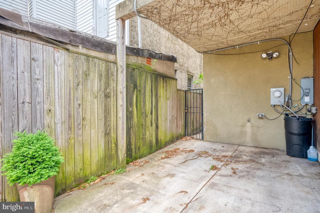 837 S MONTFORD AVE S, Baltimore, MD 21224