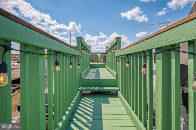 837 S MONTFORD AVE S, Baltimore, MD 21224