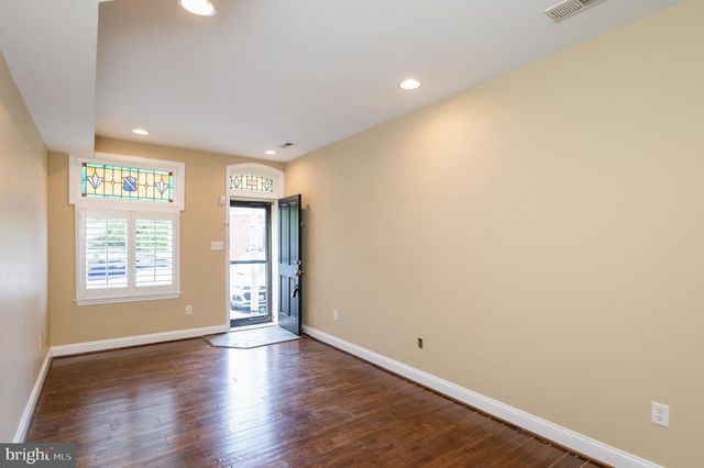 837 S MONTFORD AVE S, Baltimore, MD 21224