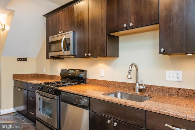 837 S MONTFORD AVE S, Baltimore, MD 21224