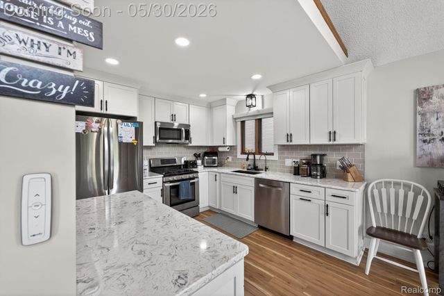 1280 Petts Road, Fenton Charter Township, MI 48430