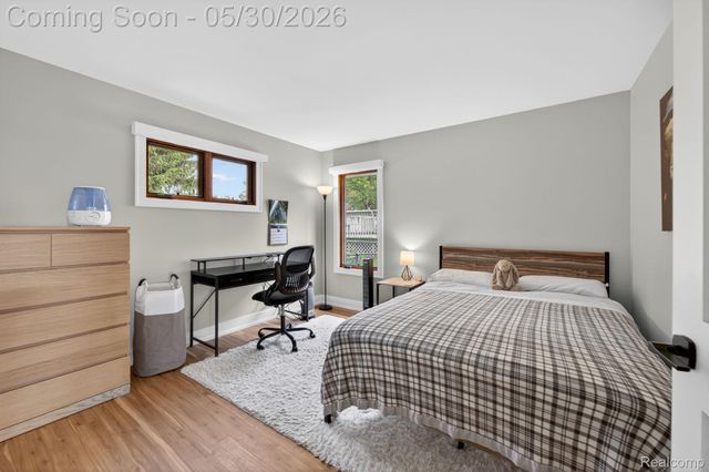 1280 Petts Road, Fenton Charter Township, MI 48430