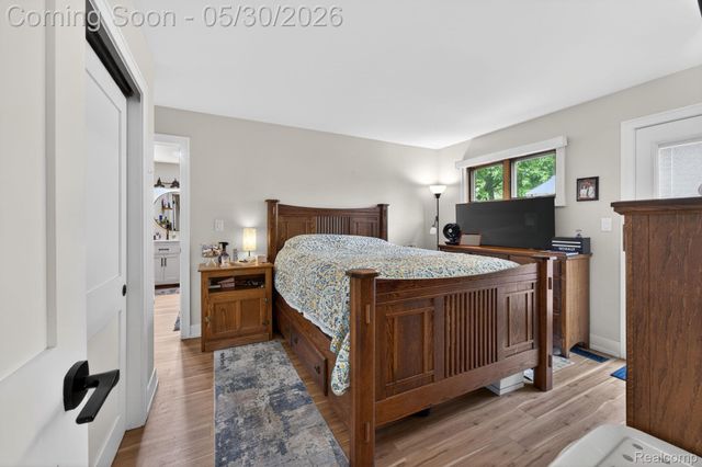 1280 Petts Road, Fenton Charter Township, MI 48430