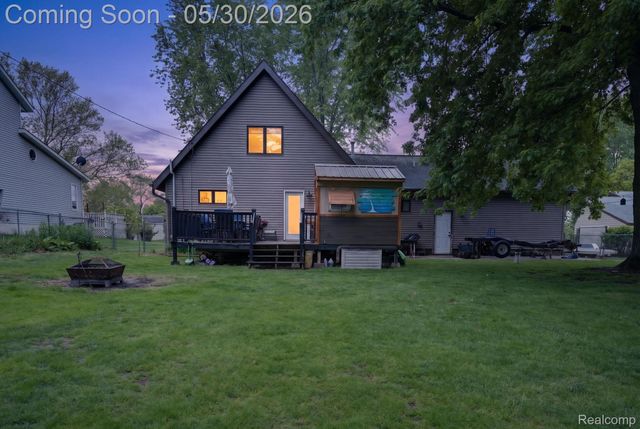 1280 Petts Road, Fenton Charter Township, MI 48430