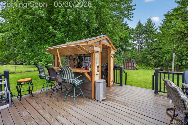 1280 Petts Road, Fenton Charter Township, MI 48430