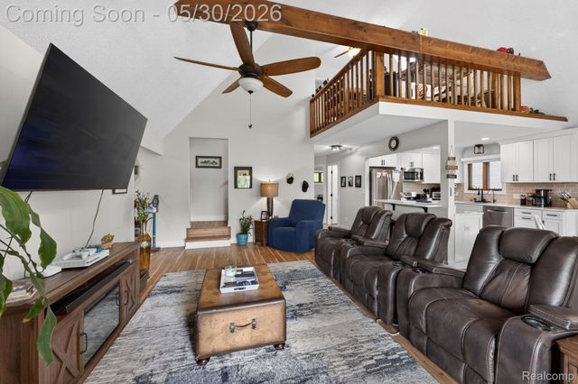 1280 Petts Road, Fenton Charter Township, MI 48430