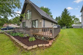 1280 Petts Road, Fenton Charter Township, MI 48430