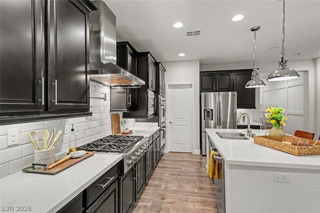 10432 Doman Avenue, Las Vegas, NV 89166