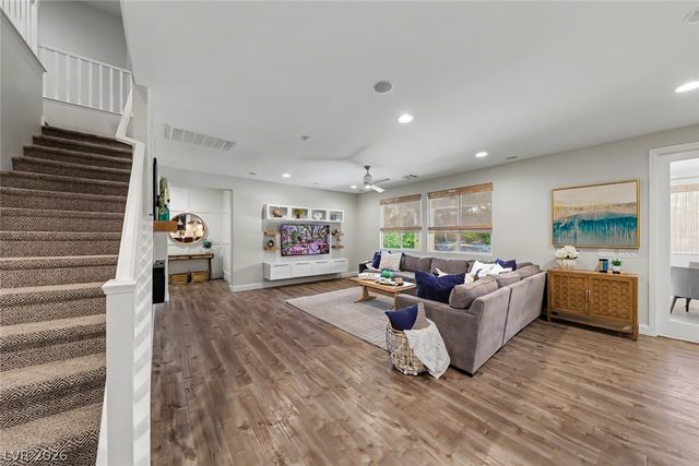 10432 Doman Avenue, Las Vegas, NV 89166
