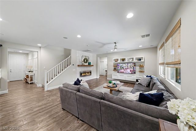 10432 Doman Avenue, Las Vegas, NV 89166