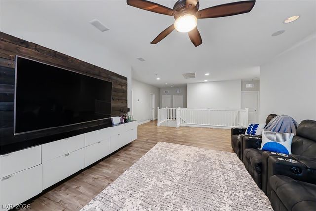 10432 Doman Avenue, Las Vegas, NV 89166