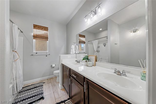 10432 Doman Avenue, Las Vegas, NV 89166