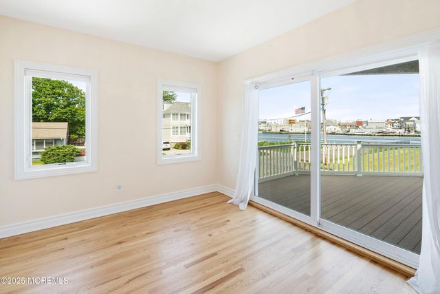 3 Grant Avenue, Rumson, NJ 07760