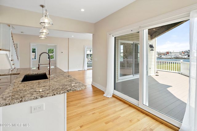 3 Grant Avenue, Rumson, NJ 07760