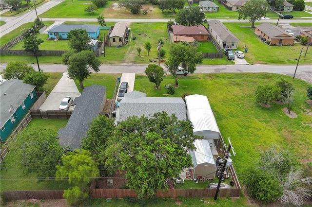 2774 Dallas Ave, Ingleside, TX 78362