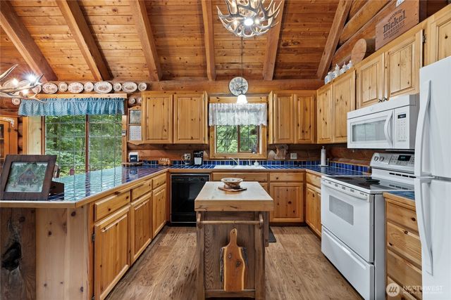 31116 Webster Road E, Eatonville, WA 98328